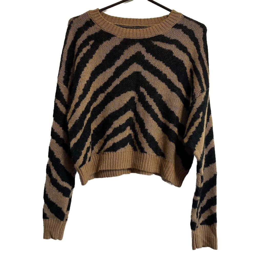 American Eagle Sz XS Sweater Cropped Oversized Animal Print Gremlin Grunge Artsy